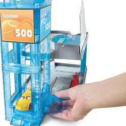 Disney Pixar Cars Stunt And Splash Red Playset W/ Color Change Lightning Mcqueen